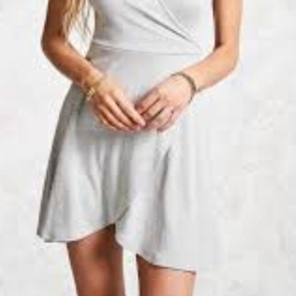 F2 heathered grey faux wrap Size Small. - Picture 5 of 6